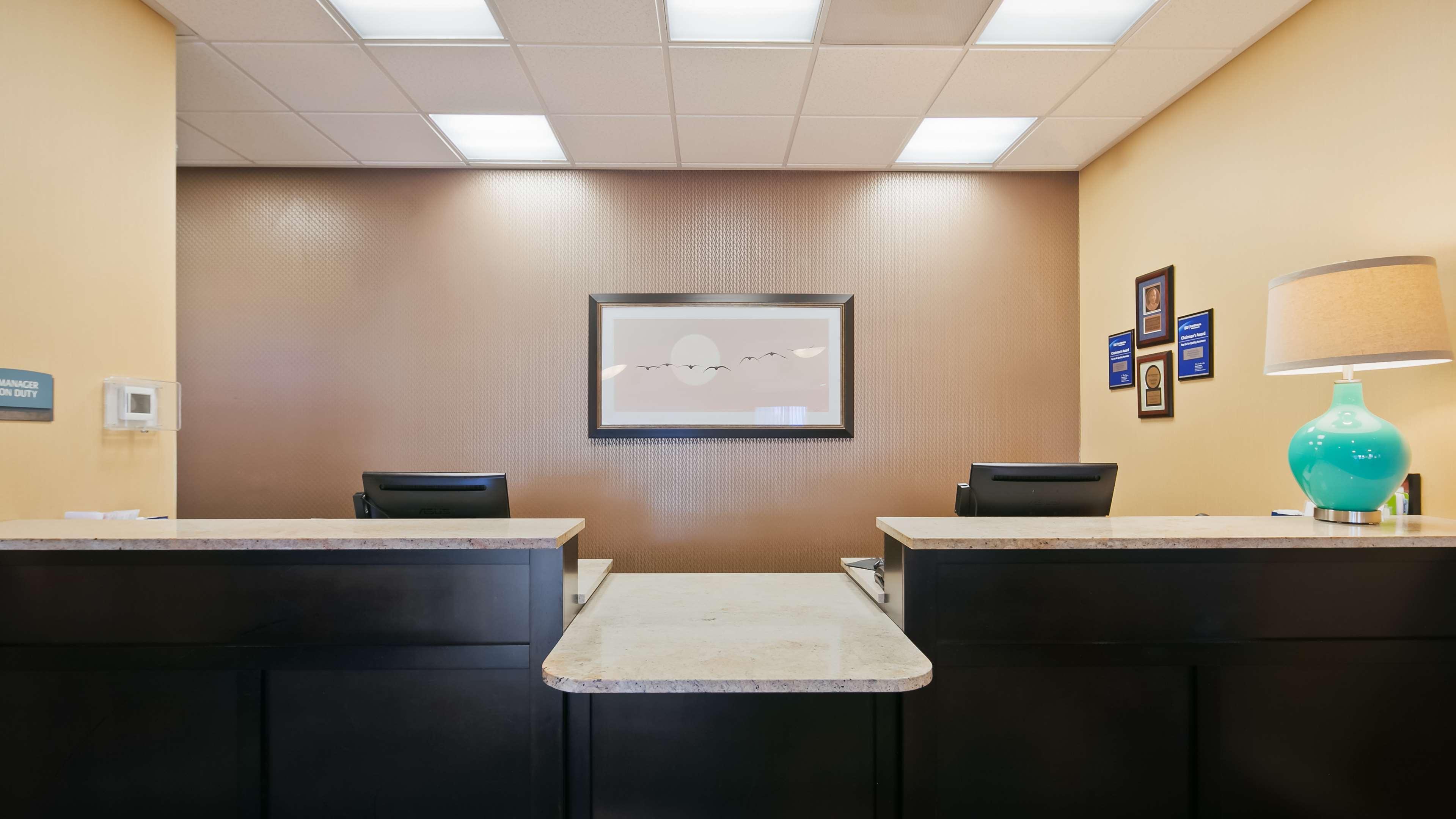 Best Western Plus Arlington/Marysville Bagian luar foto